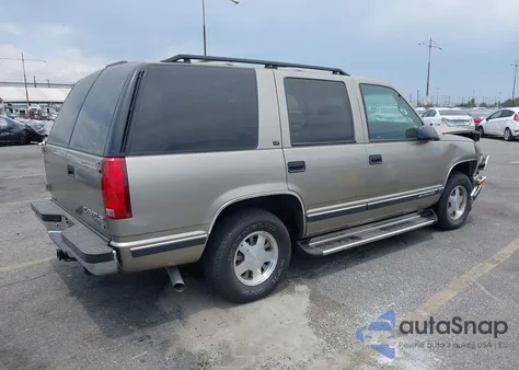 1999 Chevrolet Tahoe Lt из США, поврежденный, VIN 1GNEC13RXXR103372